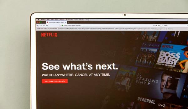 Netflix aumenta i prezzi in Italia per i nuovi abbonati